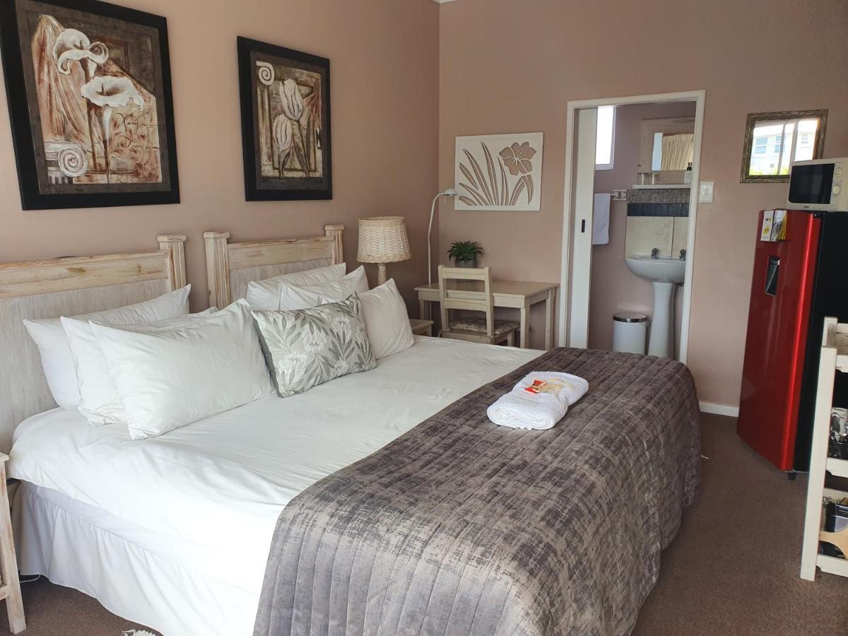Nahoon Bed & Breakfast East London Bagian luar foto
