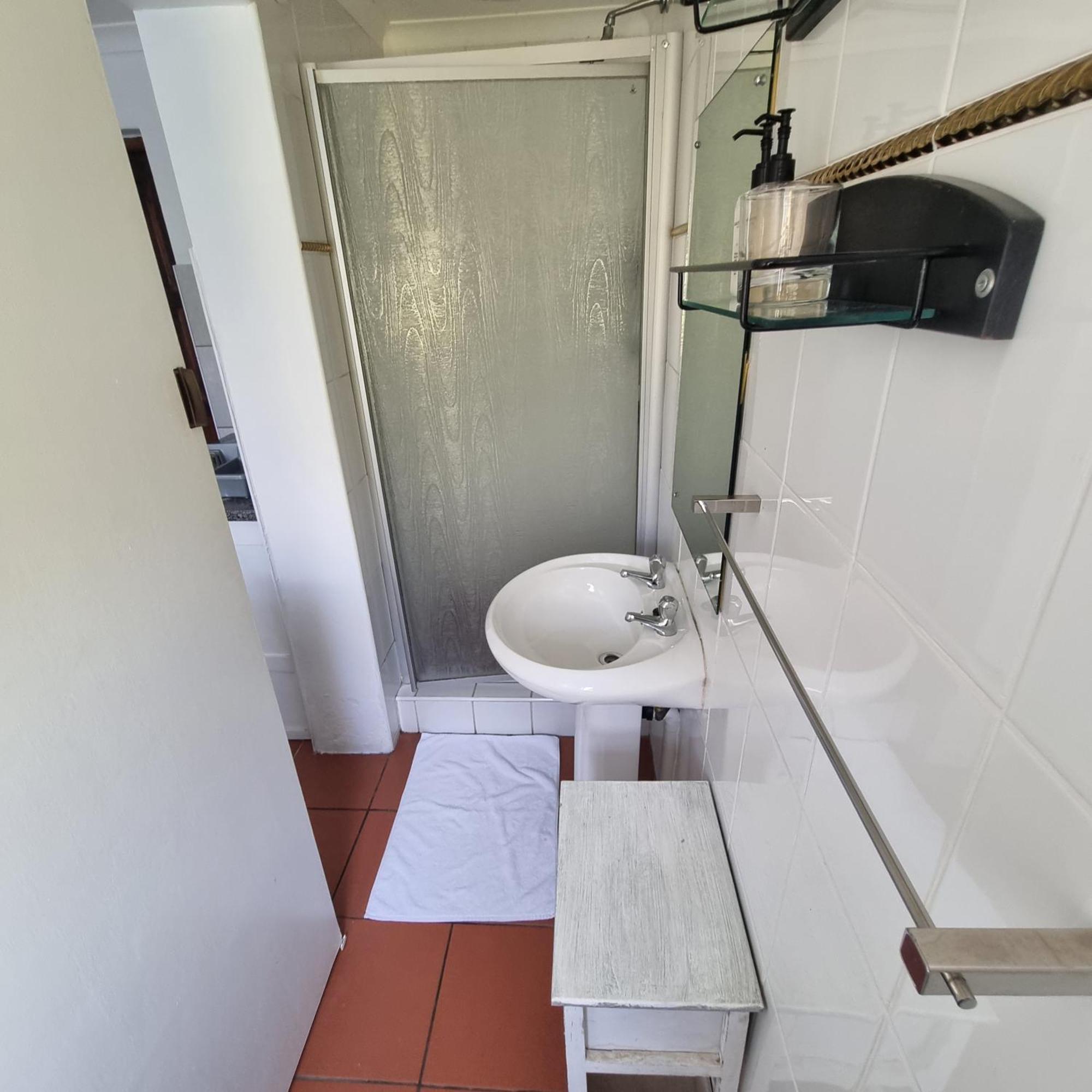 Nahoon Bed & Breakfast East London Bagian luar foto